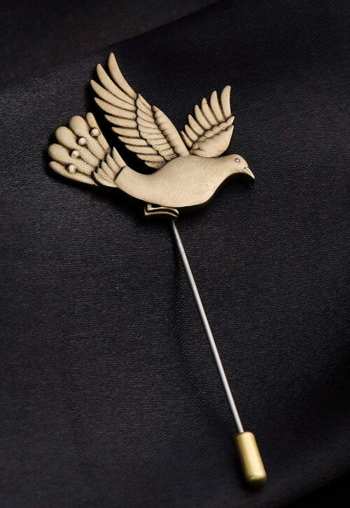 Flying Bird Metallic Lapel Pin