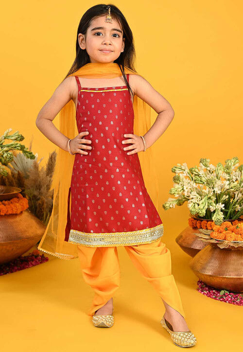 Foil Printed Cotton Punjabi Suit in Maroon