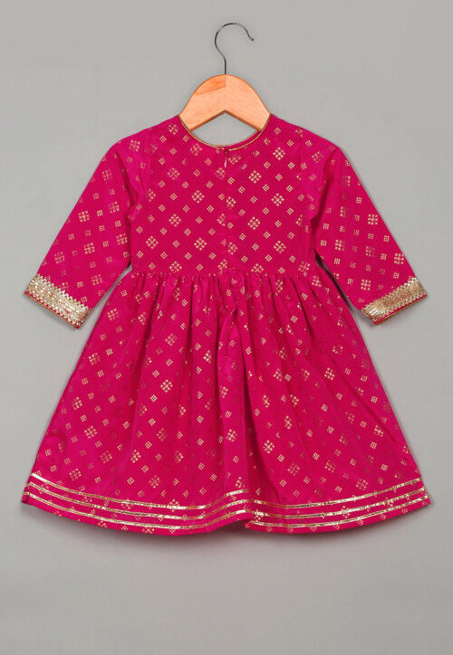 Foil Printed Rayon Kurta Set in Magenta