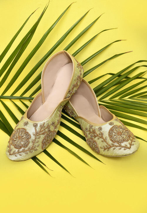Hand Embroidered Dupion Silk Women Jutti in Pastel Green