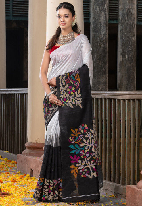 Pre-Order: 'Qainaat' Off-White Pure Katan Silk Banarasi Kadiyal Handlo -  Tilfi