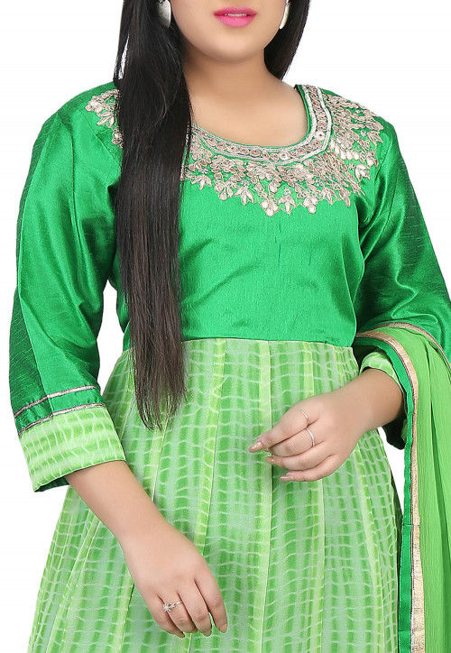 Shibori Dyed Georgette Abaya Style Suit in Shaded Green