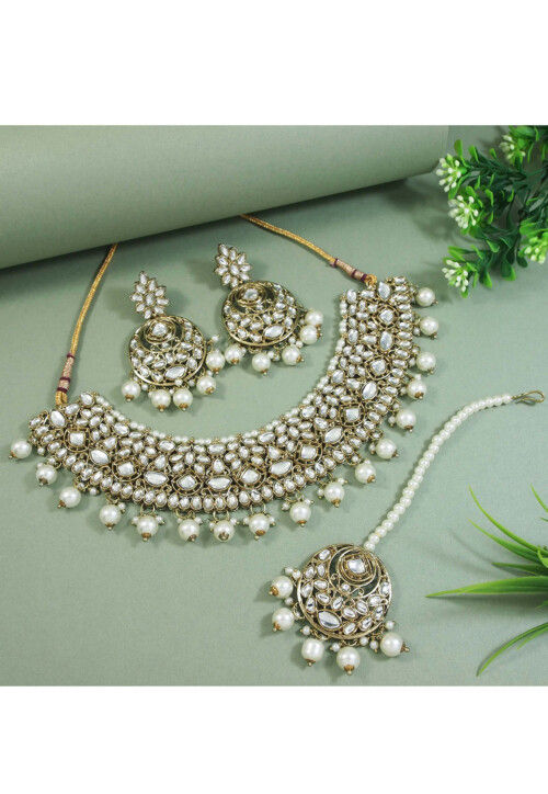 Kundan Choker Necklace Set