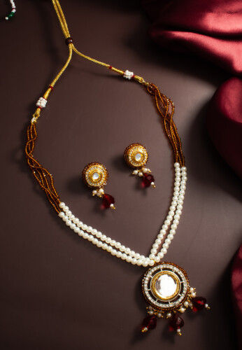 Kundan Necklace Set
