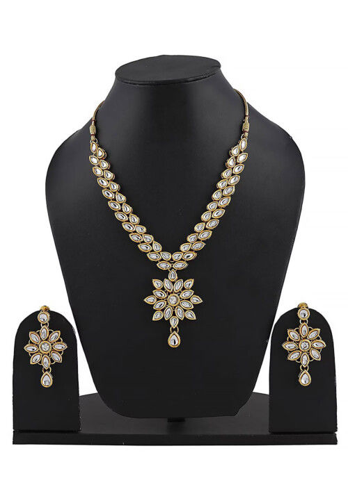 Kundan Necklace Set