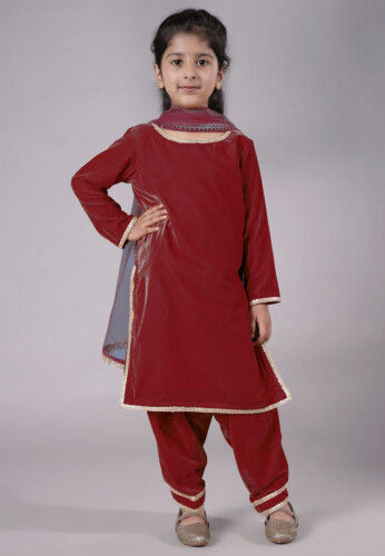 Lace Border Velvet Punjabi Suit in Maroon