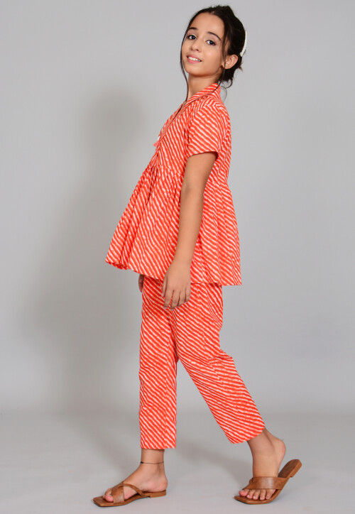 Leheriya Printed Cotton Short Kurti Set in Red and White