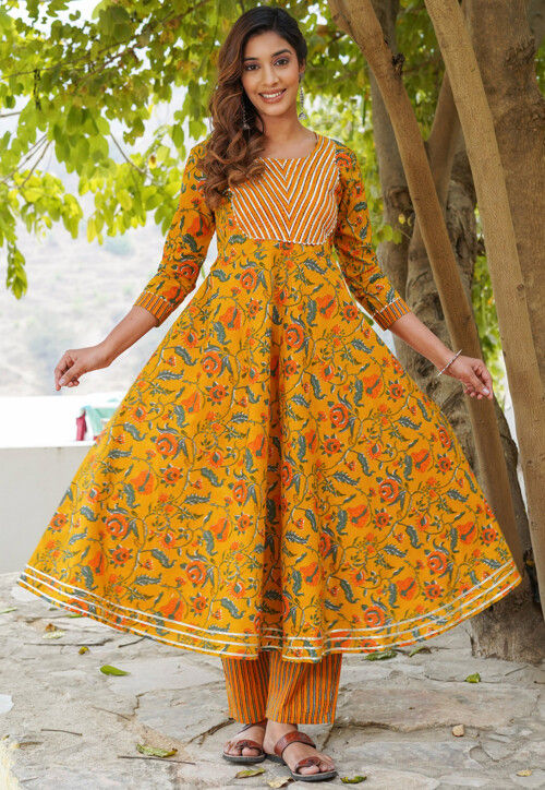 Buy Printed Cotton Pakistani Suit in Mustard Online : KPX89 - Utsav Fashion