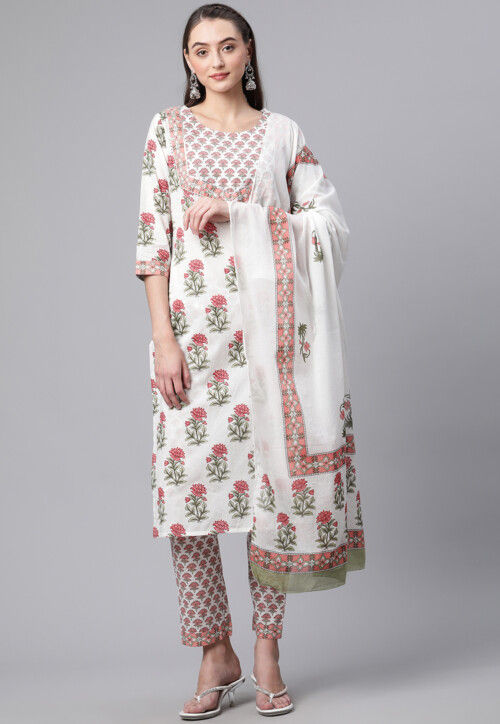Amazon.com: Chikankari Cotton Indian Kurtis for Women Summer Dresses Tunic  Top Pant Set Pakistani Salwar Kameez Suit Set White-(XX-Large) : Clothing,  Shoes & Jewelry