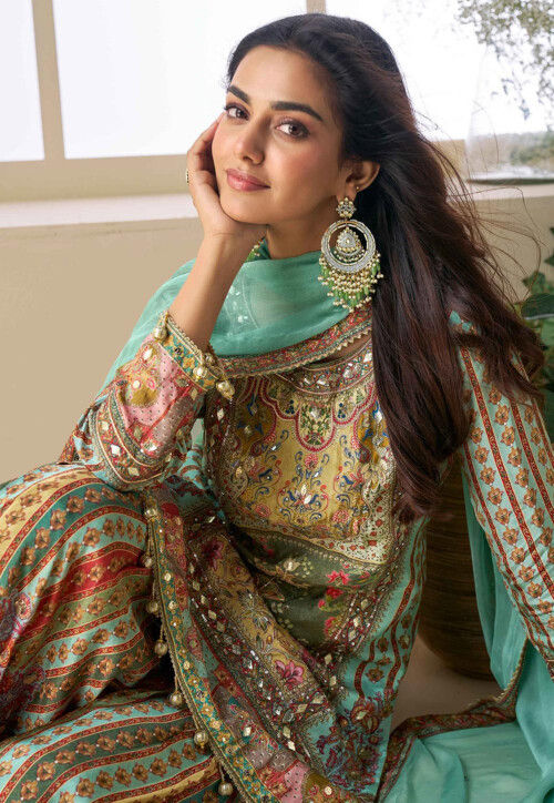 Printed Crepe Pakistani Suit in Multicolor