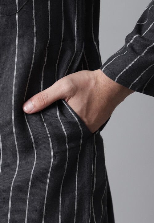 Printed Pure Cotton Kurta in Charcoal Black