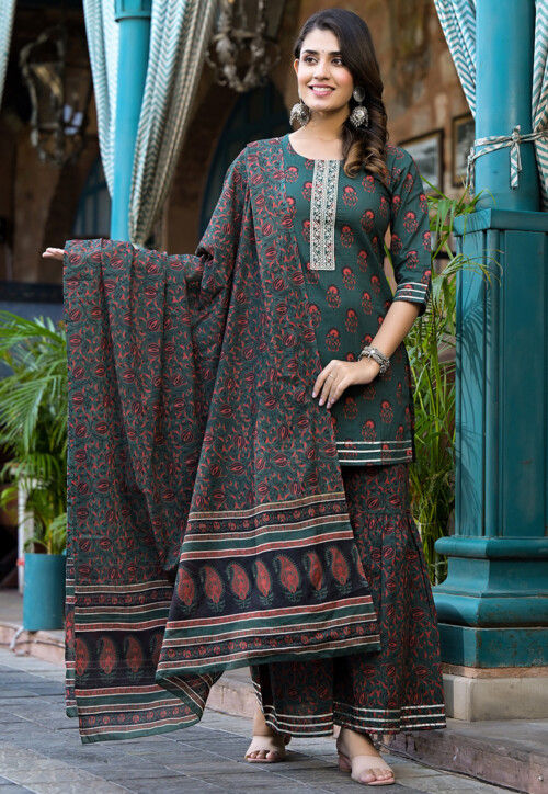 Printed Pure Cotton Pakistani Suit in Green