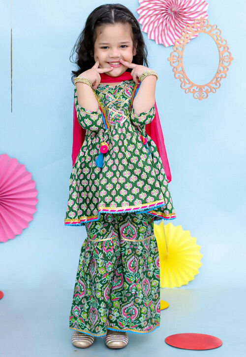 Printed Pure Cotton Pakistani Suit in Green
