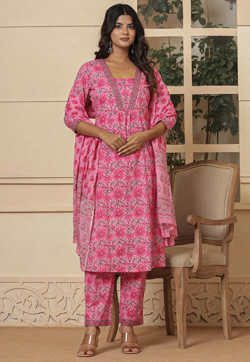 Printed Pure Cotton Pakistani Suit in Pink