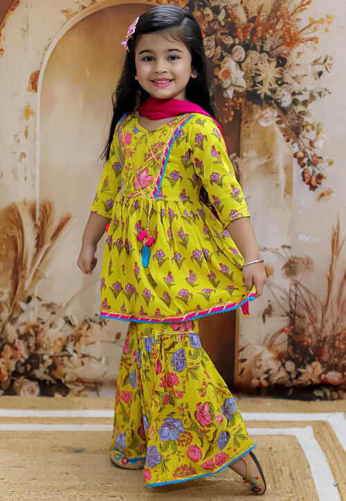 Printed Pure Cotton Pakistani Suit in Yellow