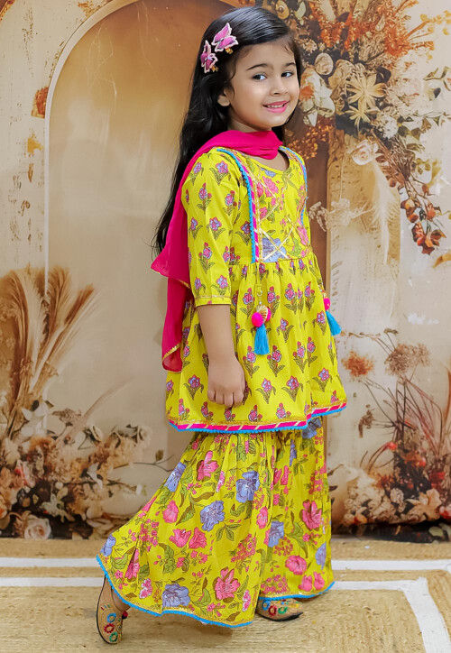 Printed Pure Cotton Pakistani Suit in Yellow