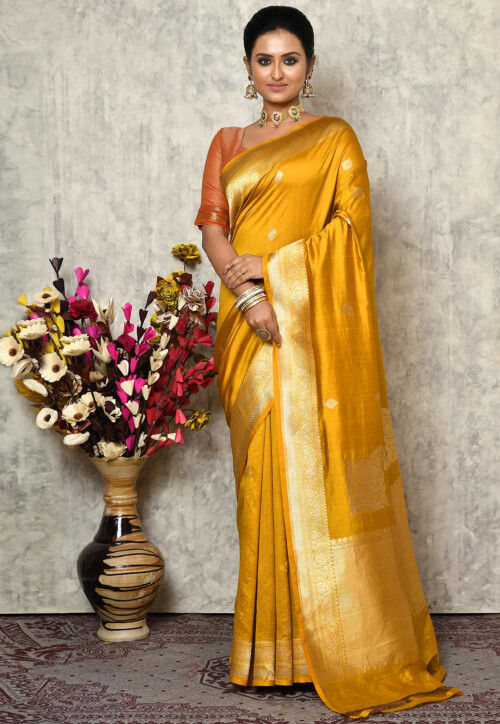 Light Yellow Color Festive Wear Cotton Jacquard Banarasi Silk Saree –  fashionnaari