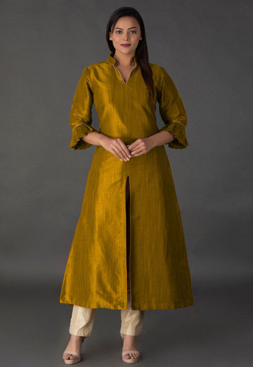 Burgundy Straight Kurta With Gold Pants & Bhagalpuri Gold Printed Dupatta main image 1