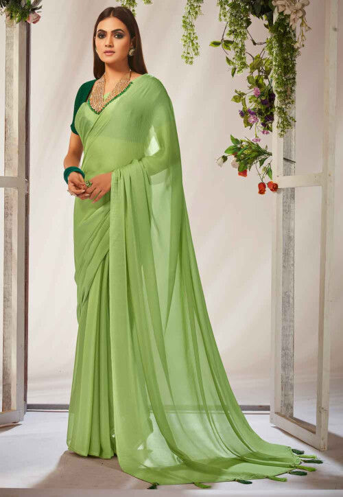 Buy online Women's Printed Green Colored Saree With Blouse from ethnic wear  for Women by Shaily for ₹739 at 56% off | 2024 Limeroad.com