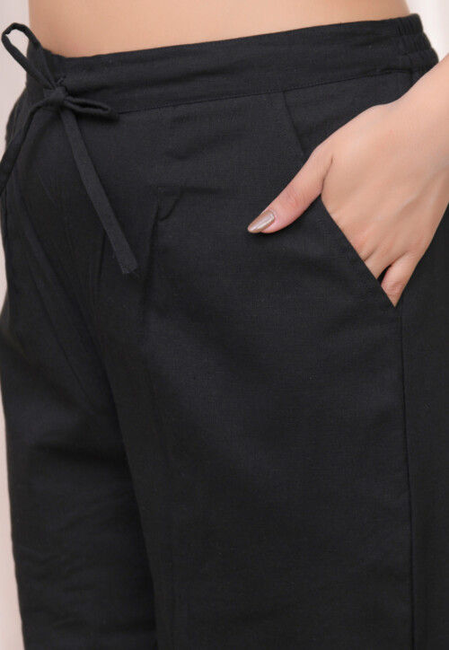 Solid Color Cotton Flex Pant in Black
