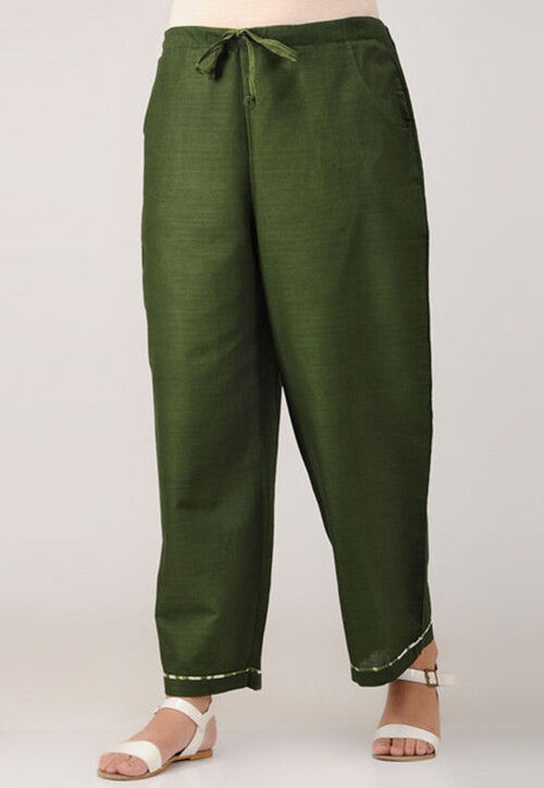 Solid Color Cotton Pant in Olive Green