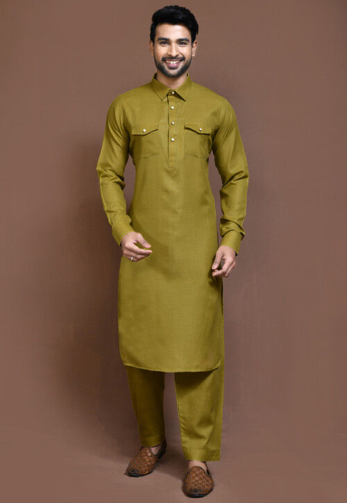 Solid Color Cotton Slub Kurta in Olive Green