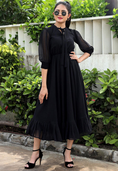 Solid Color Georgette Flared Dress in Black : TFM57