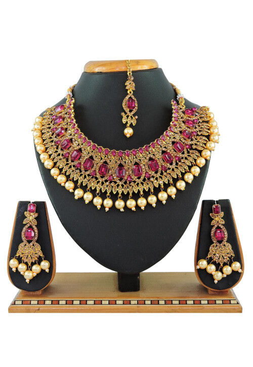 Stone Studded Choker Necklace Set