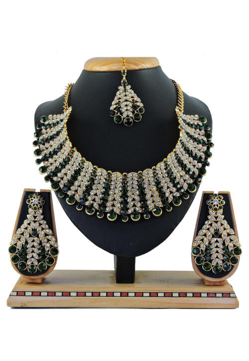 Stone Studded Choker Necklace Set