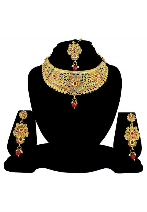 Stone Studded Necklace Set