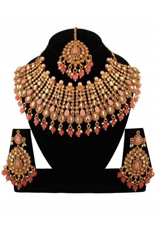 Stone Studded Necklace Set