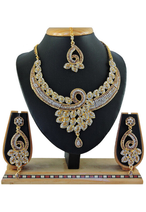 Luxehara's Gold plated short Necklace set with matching earrings ( LHA –  LuxHara