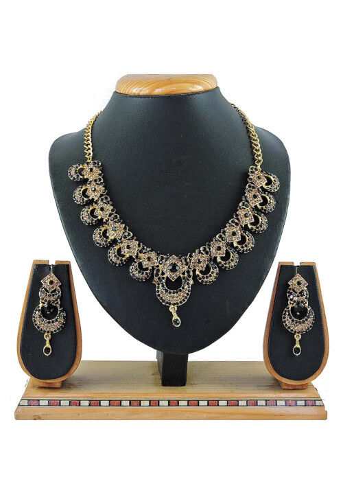 Black stone necklace online deals