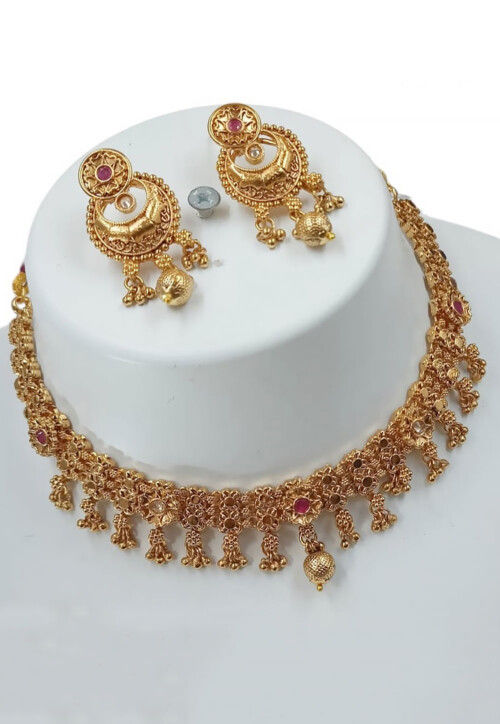 Stone Studded Necklace Set