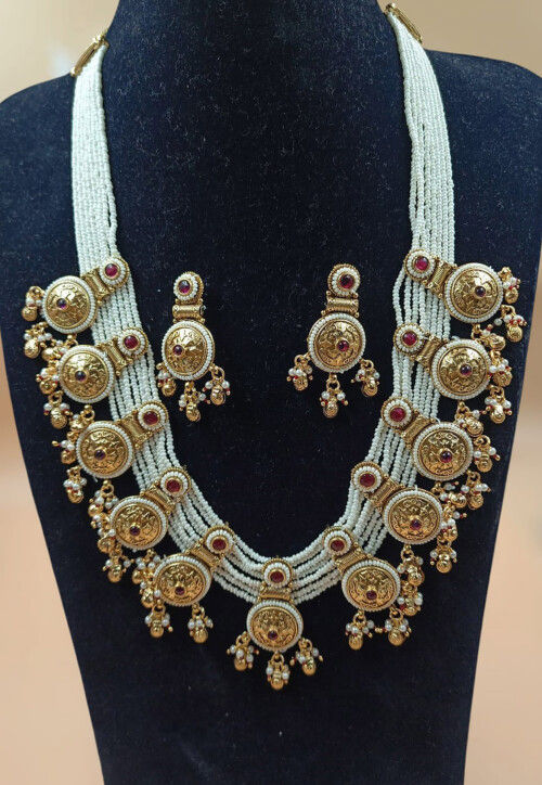 Stone Studded Necklace Set