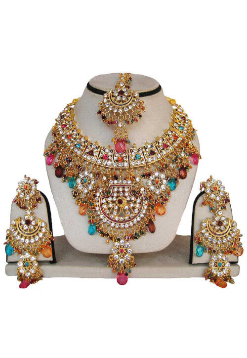 Stone Studded Necklace Set