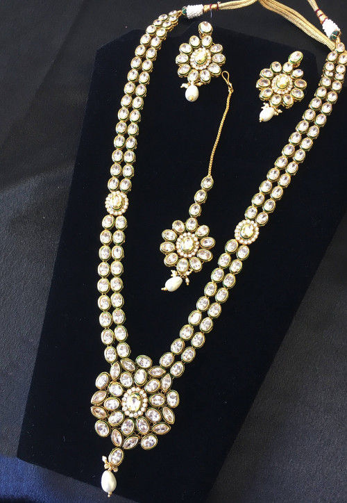 Stone Studded Necklace Set