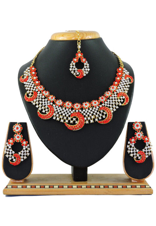 Stone Studded Necklace Set
