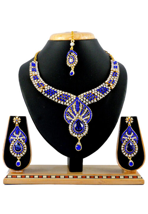 Stone Studded Necklace Set