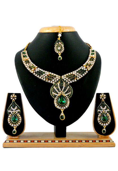 Stone Studded Necklace Set