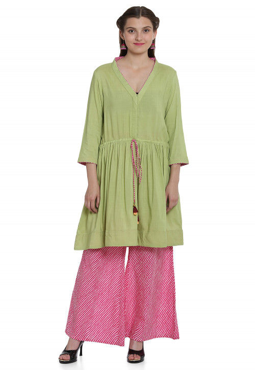 Tasseled Rayon Pleated Tunic in Light Green