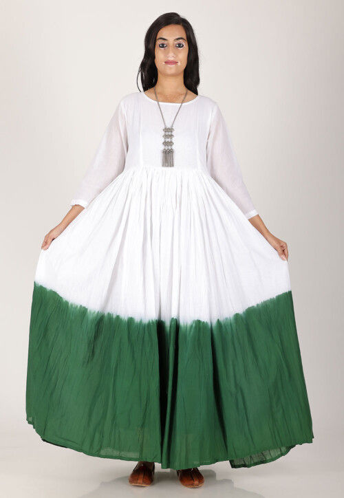 Buy Tie Dye Printed Pure Cotton Maxi Dress in White and Dark Green Online : TRT55 - Utsav Fashion Buy Tie Dye Printed Pure Cotton Maxi Dress in White and Dark Green Online : TRT55 - Utsav Fashion