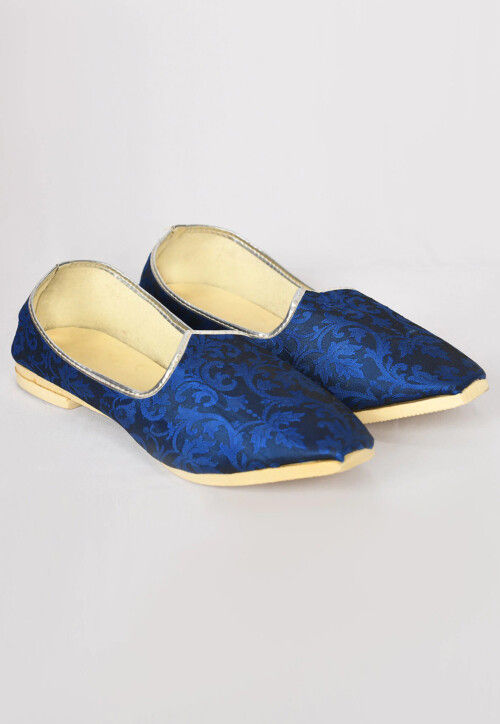 Woven Art Silk Jacquard Men Mojari in Navy Blue