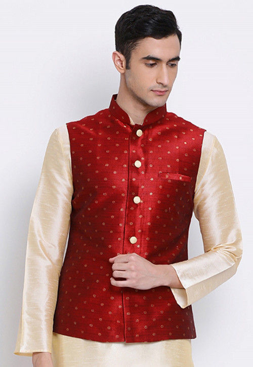 Red Kurta Set With Embroidered Nehru Jacket For Boys Design by Littleens at  Pernia's Pop Up Shop 2024