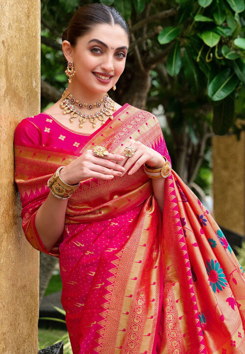 Woven Art Silk Saree in Fuchsia