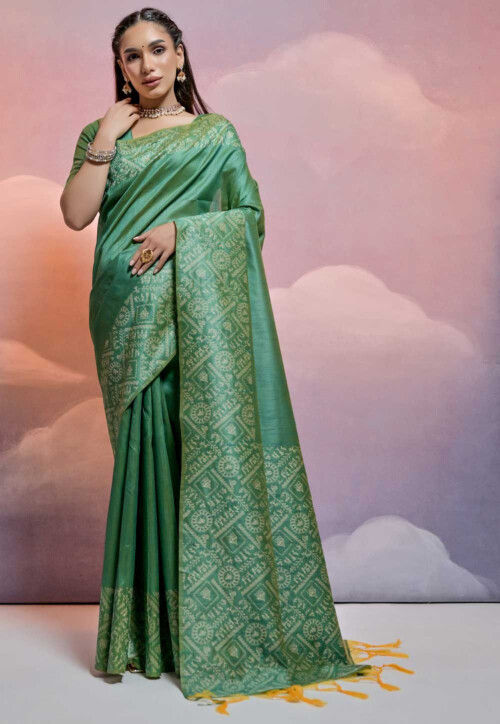Woven Art Silk Saree in Green