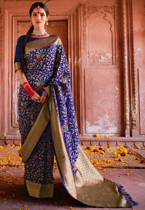 Patola silk Saree in Pista with Weaving - SR23321