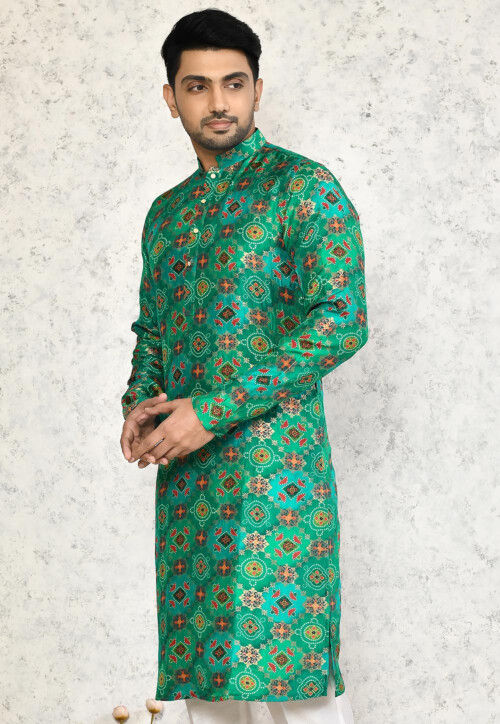 Woven Chinon Crepe Jacquard Kurta in Green