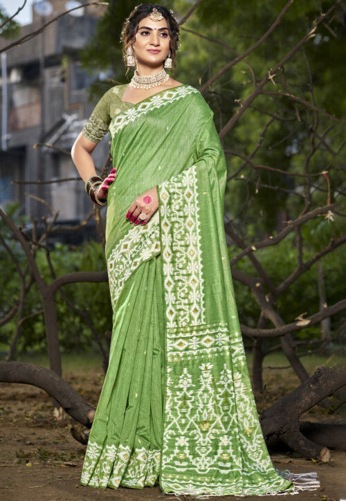 Woven Cotton Saree in Green