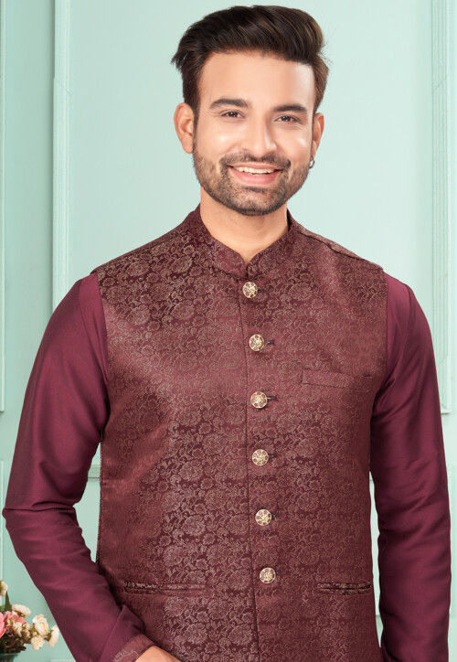 Woven Dupion Silk Kurta Set in Maroon
